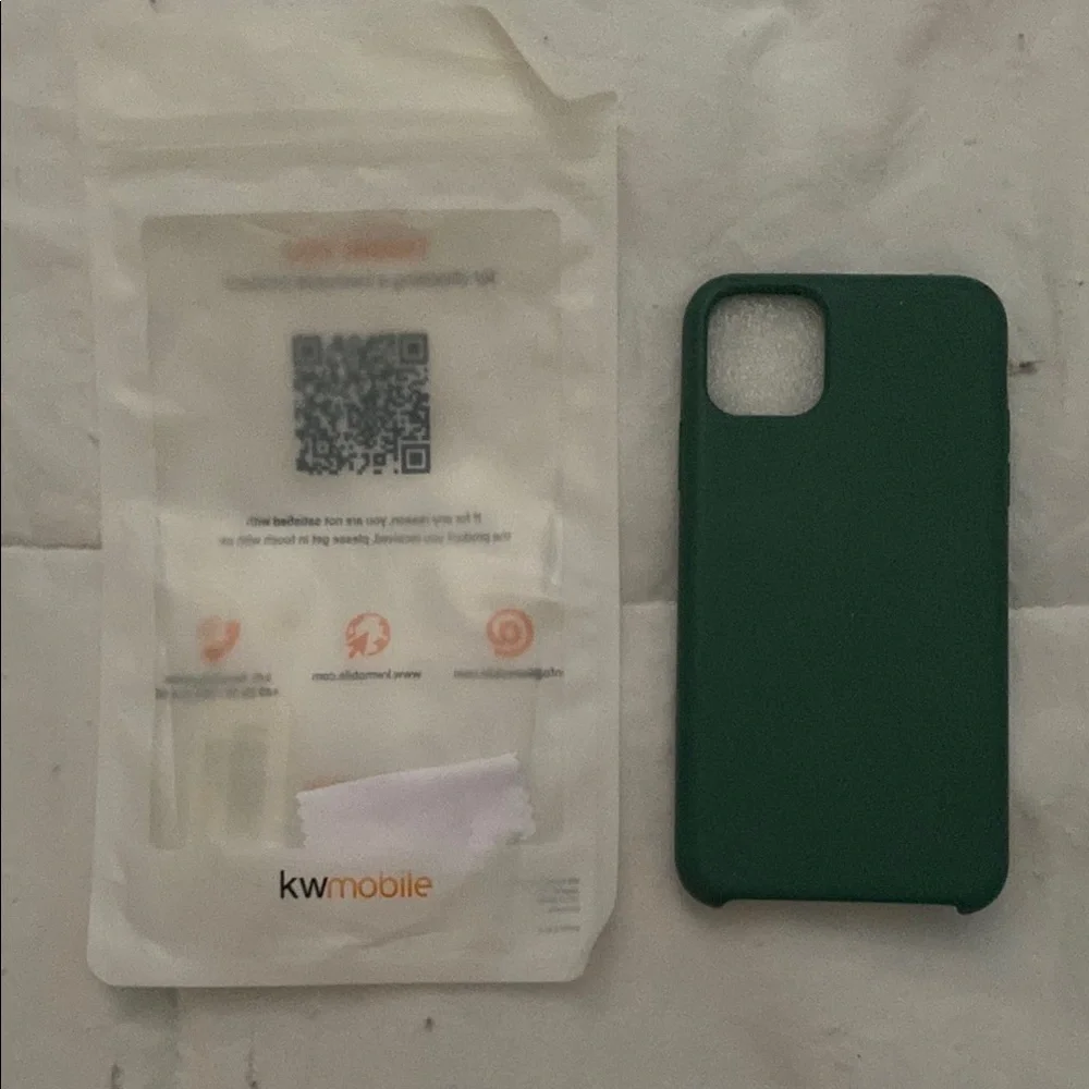 Dark Green Silicone Phone Case - Protective iPhone Cover